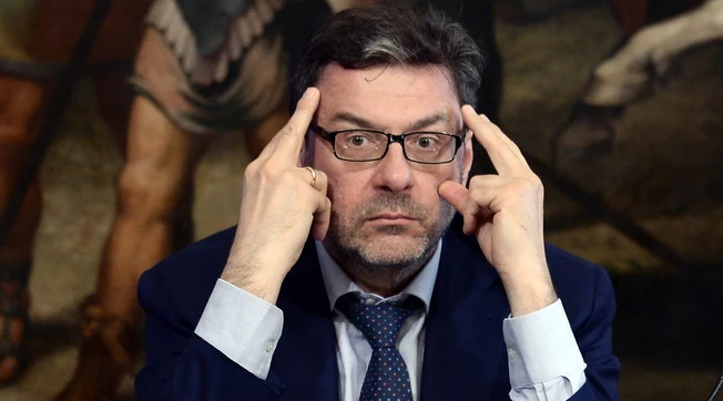 Giancarlo Giorgetti e Biden: "Dobbiamo dialogare con lui se la Lega vuole governare l'Italia"