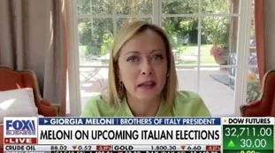 Giorgia Meloni, "altro che pesciarola": come parla inglese, Renzi spappolato