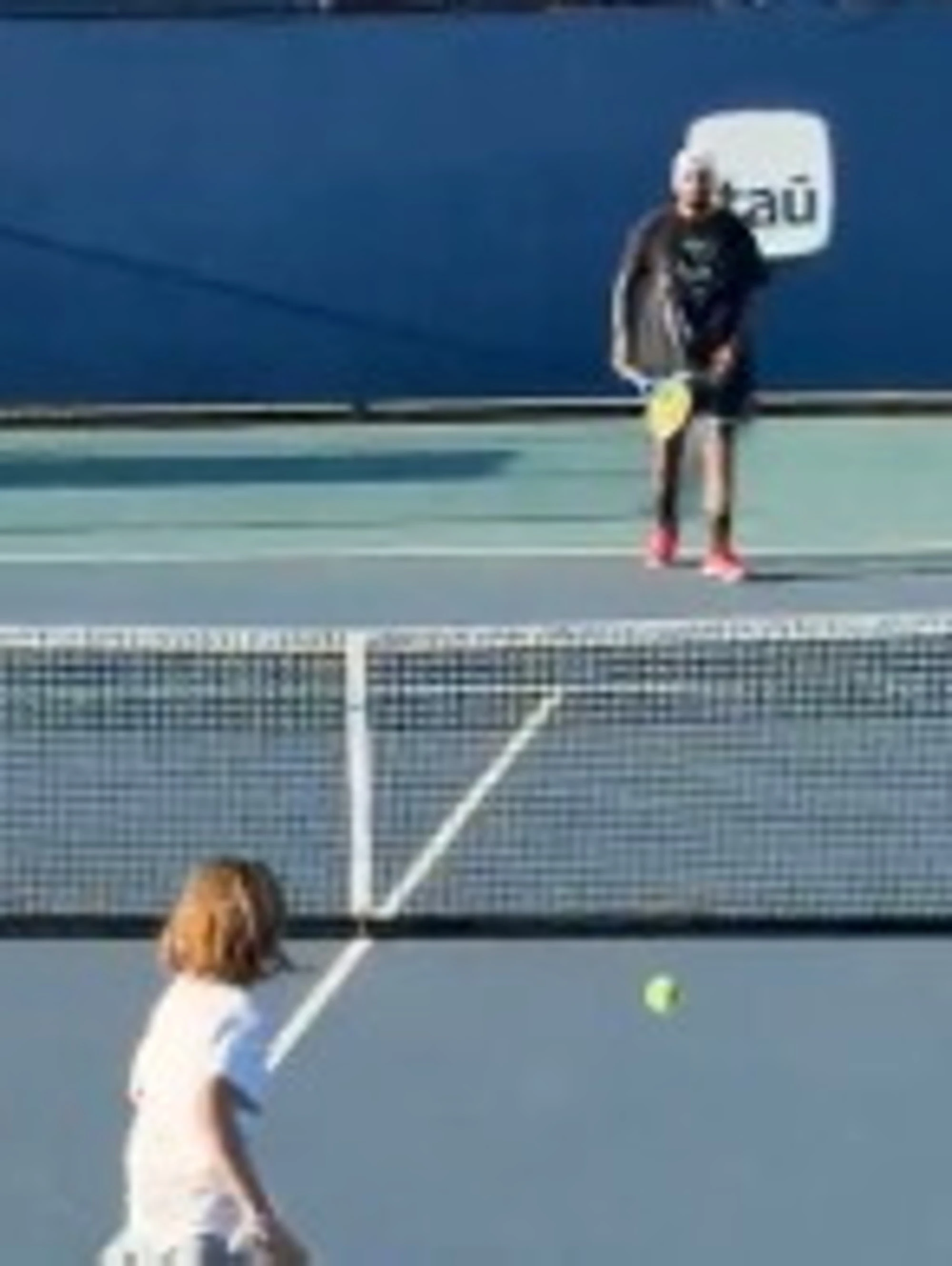 Nick Kyrgios gioca con un bambino? Senza pietà: ecco come lo umilia in campo