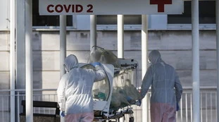 Coronavirus, bollettino 11 gennaio: 448 morti e 12.532 contagi, spaventano i ricoveri e il tasso di positività