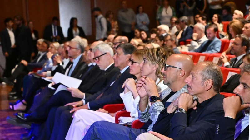 https://media.liberoquotidiano.it/Zta6gQo0pvs6oVof6r289XVlTxxZOoyx_Uoxm6iIjyg/width:800/quality:90/aW1hZ2VzLzIwMjUvMDkvMTkvMTU0MDU0NjY4LWQ4NWM1NWEzLTkwMGQtNDYzMi1hN2EwLWZiZDgzZTYzMmU4Ni5qcGVn.webp