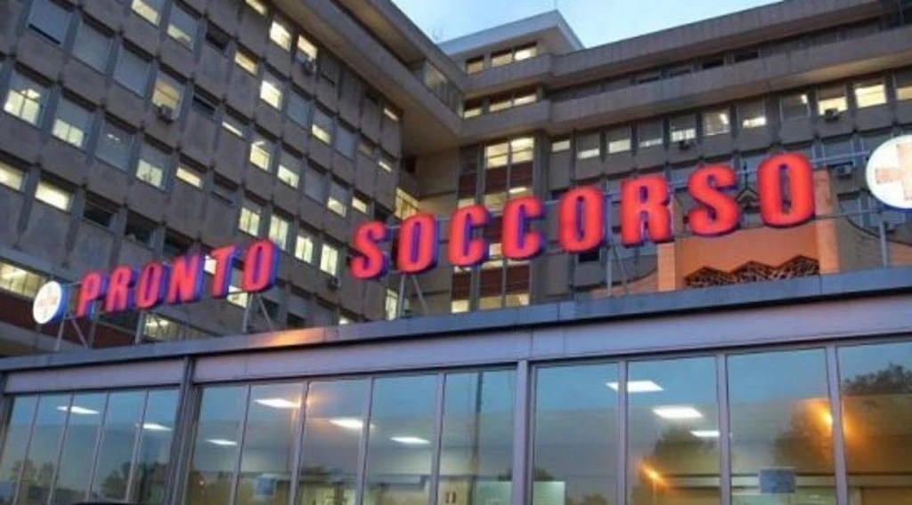 Lecce, in ospedale con la febbre a 42°: "Chiamate la pescheria", il dramma