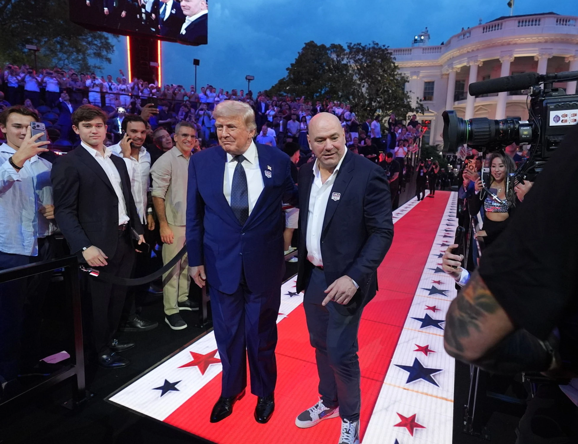 Donald Trump, droni esplosivi e cecchini: come volevano ucciderlo alla Casa Bianca