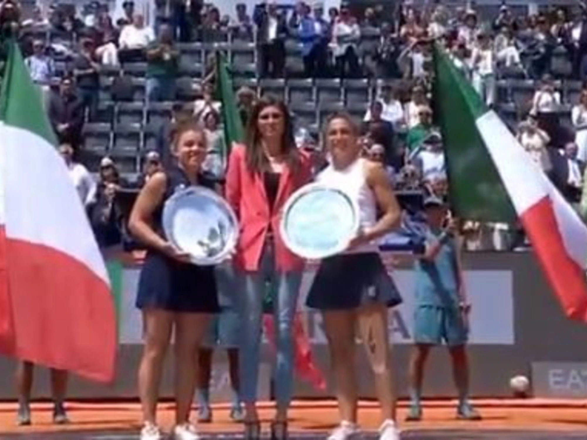Paolini-Errani, che trionfo! In due set vincono anche il doppio