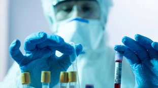 Coronavirus, Melania Rizzoli e l'"immunità naturale" che protegge i positivi per circa dieci mesi