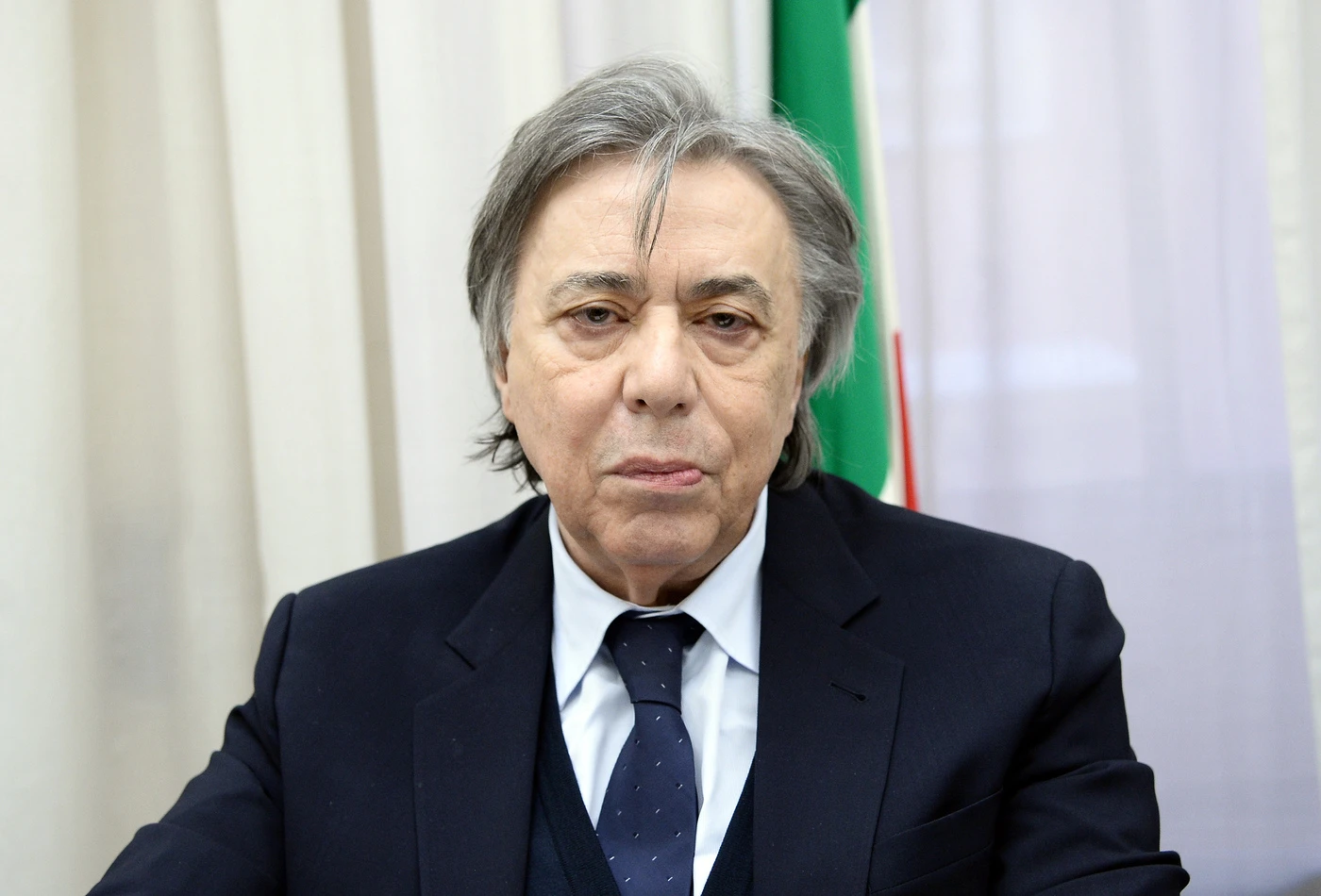 Alessandro Di Battista, la confessione di Carlo Freccero: adesso si capisce tutto