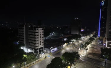 Gli Stati Uniti attaccano il Venezuela. Trump: "Maduro preso con sua moglie e portato via dal Paese". La diretta