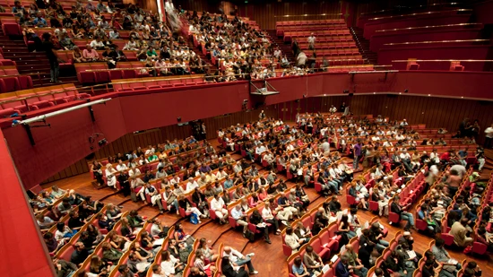 Il Piccolo Teatro lancia i giovani attori nati nella scuola