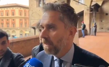 Matteo Lepore ammutolito, "questo grottesco teatrino"