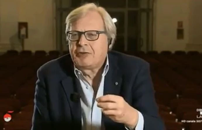 Vittorio Sgarbi a DiMartedì sconcerta Floris e pubblico: "Perché ho sostituito str***o con capra"