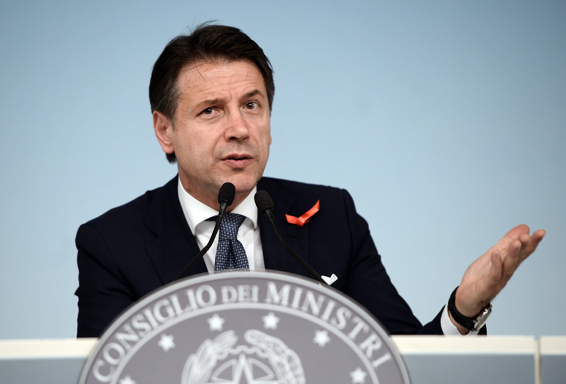 Manovra, il retroscena sulla drammatica crisi di governo: Di Maio contro Conte, Tria se ne va