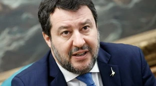 Sondaggio Lega, sprofondo Salvini: "Quanto ha perso in 2 settimane". Affonda anche Conte