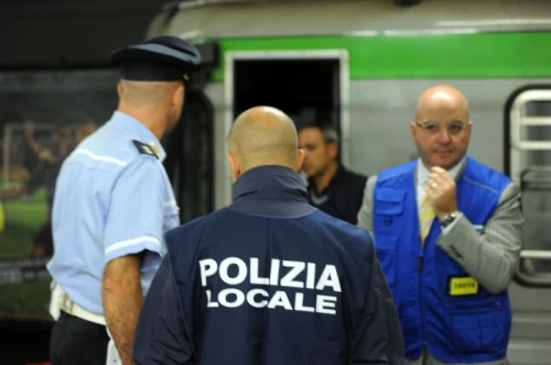 C'è uno scippatore in fuga Metrò ancora fermo a Milano