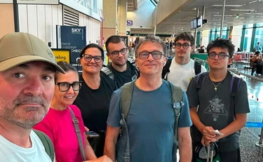 Incidente aereo in Perù, l'ala staccata e la scatola nera sparita: cosa non torna sulla strage di italiani