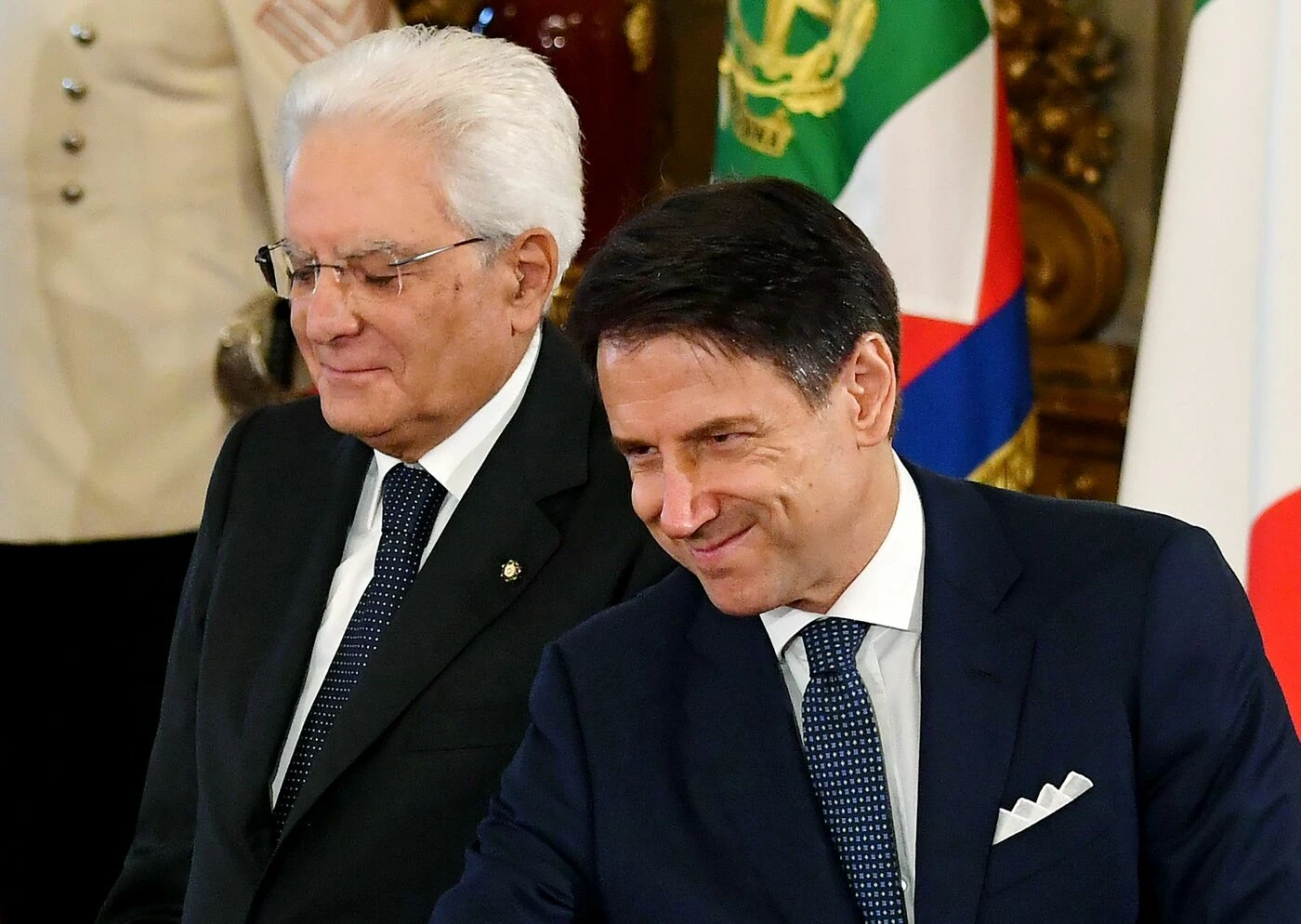 Sergio Mattarella, retroscena esplosivo: "Caos ministri, il momento in cui stava per saltare il governo"