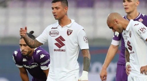 Torino, un giocatore positivo al coronavirus dopo la Fiorentina: trema la Serie A, stop in vista?