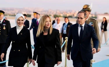 Meloni e Trump ad Ankara, "il tavolo blindatissimo": cosa filtra dal vertice Nato