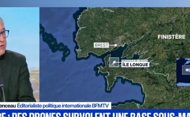 Francia, droni sopra il porto dei sottomarini nucleari: l'artiglieria apre il fuoco