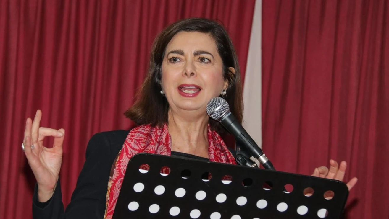 I fascisti brutti e cattivi? Laura Boldrini, la vergogna svelata: toh che caso, negli ultimi 5 giorni...