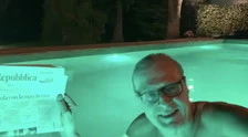 Vittorio Sgarbi, Repubblica in mano: "A scuola con la mascherina? No, con il bavaglio e l'obbligo di avere paura"