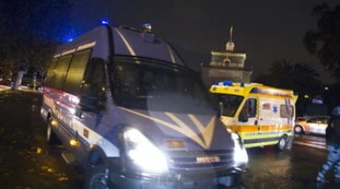 Roma, auto si ribalta: Gaia morta a 13 anni. Choc: cosa non torna sulla madre e l'amica