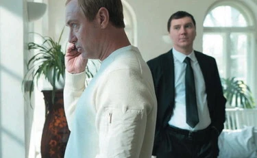 Vladimir Putin, il lato oscuro dello zar ha il volto di Jude Law