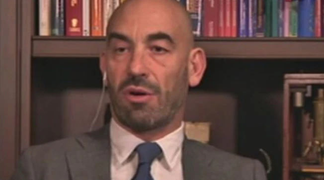 Quarta Repubblica, Matteo Bassetti: "Covid, 200 pazienti e nessun morto". Perché 'scordano' gli anticorpi monoclonali?