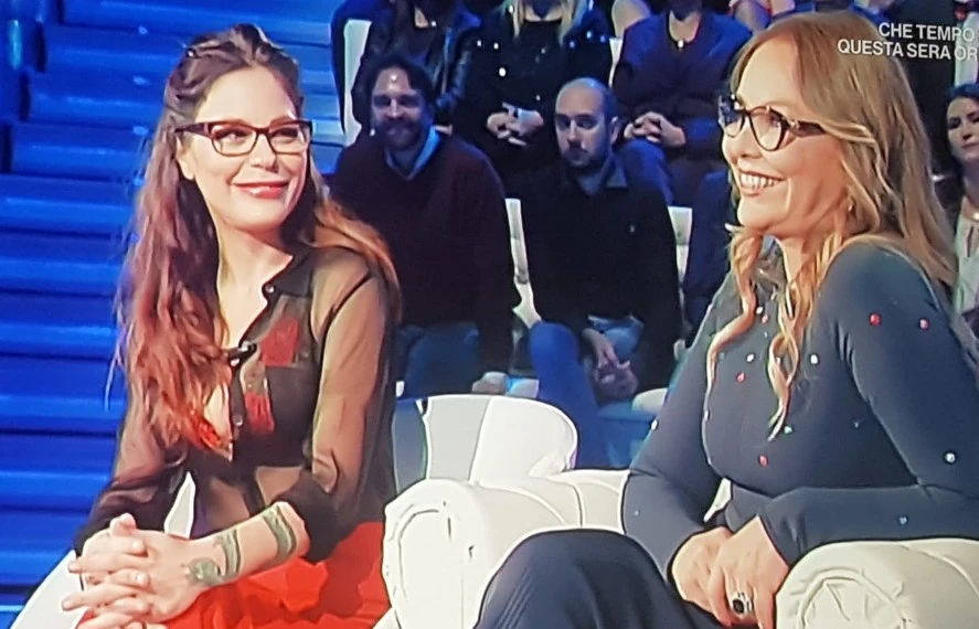 Domenica In, come si presenta Naike Rivelli con mamma Ornella Muti da Mara Venier