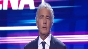 Non è l'Arena, Massimo Giletti e il malore in diretta: "Avvisate i vertici, non riesco ad andare avanti"