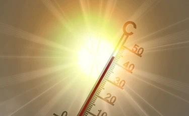 Caldo estremo, i 2 principali rischi per il corpo umano