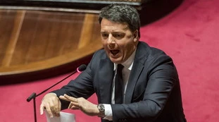 Matteo Renzi replica a Sallusti: "Il suo è populismo da quattro soldi. E Scanzi? Lui si dovrebbe vergognare dopo il video"