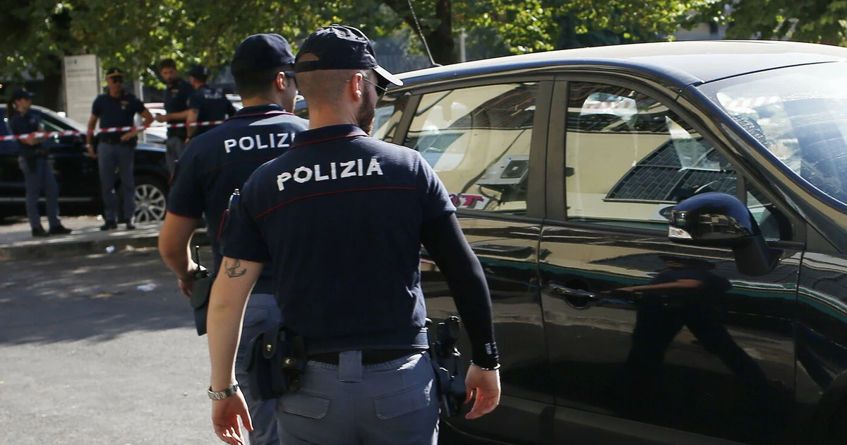 Pordenone, uccide la compagna a coltellate e poi si costituisce. In Questura con le mani ancora sporche di sangue 