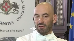Coronavirus, l'infettivologo Bassetti a L'aria che tira: "Non serve chiudere tutto se gli anziani sono ancora in strada"
