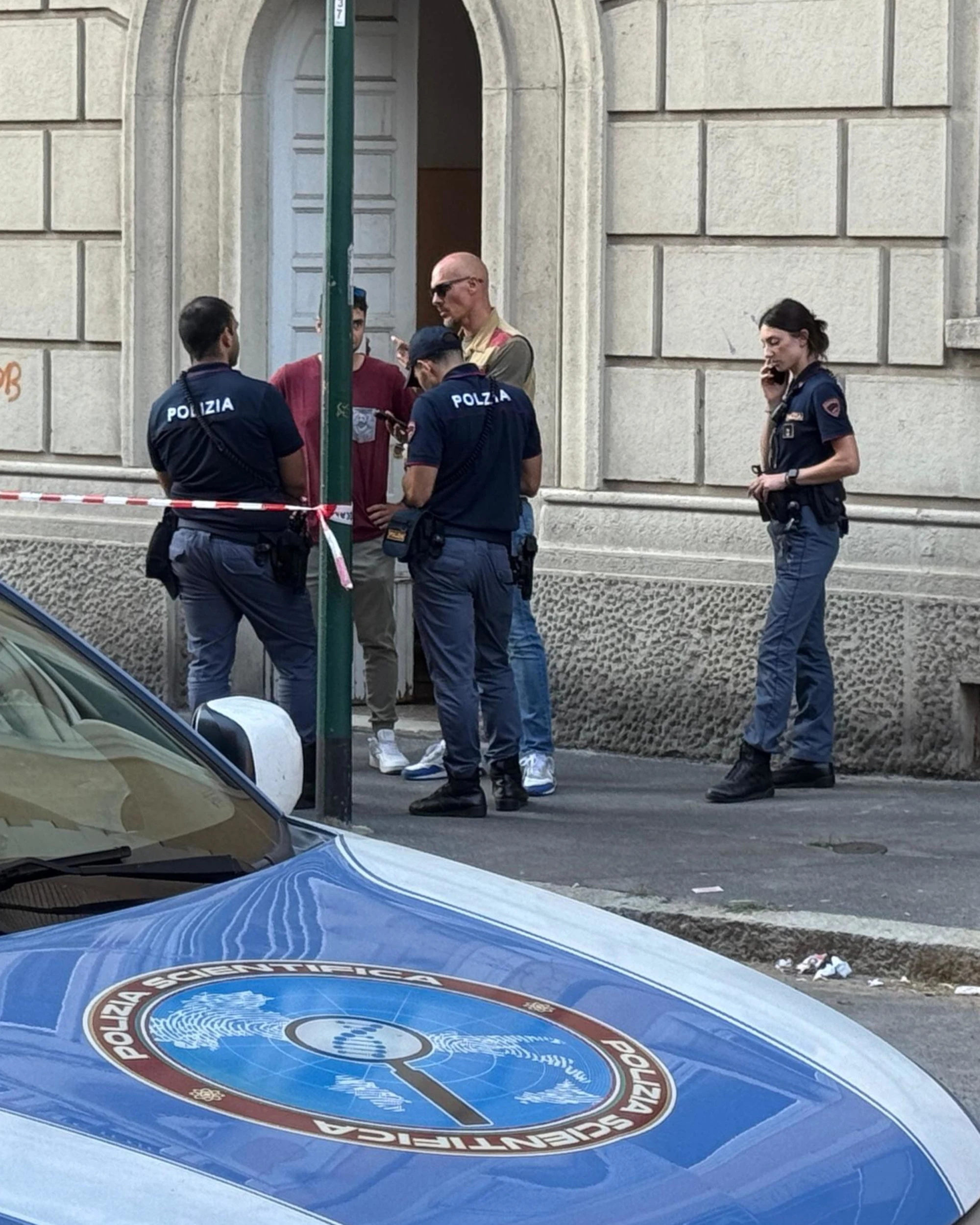 Sesto San Giovanni, sequestra due ragazzine: minacciate col cacciavite e stuprate