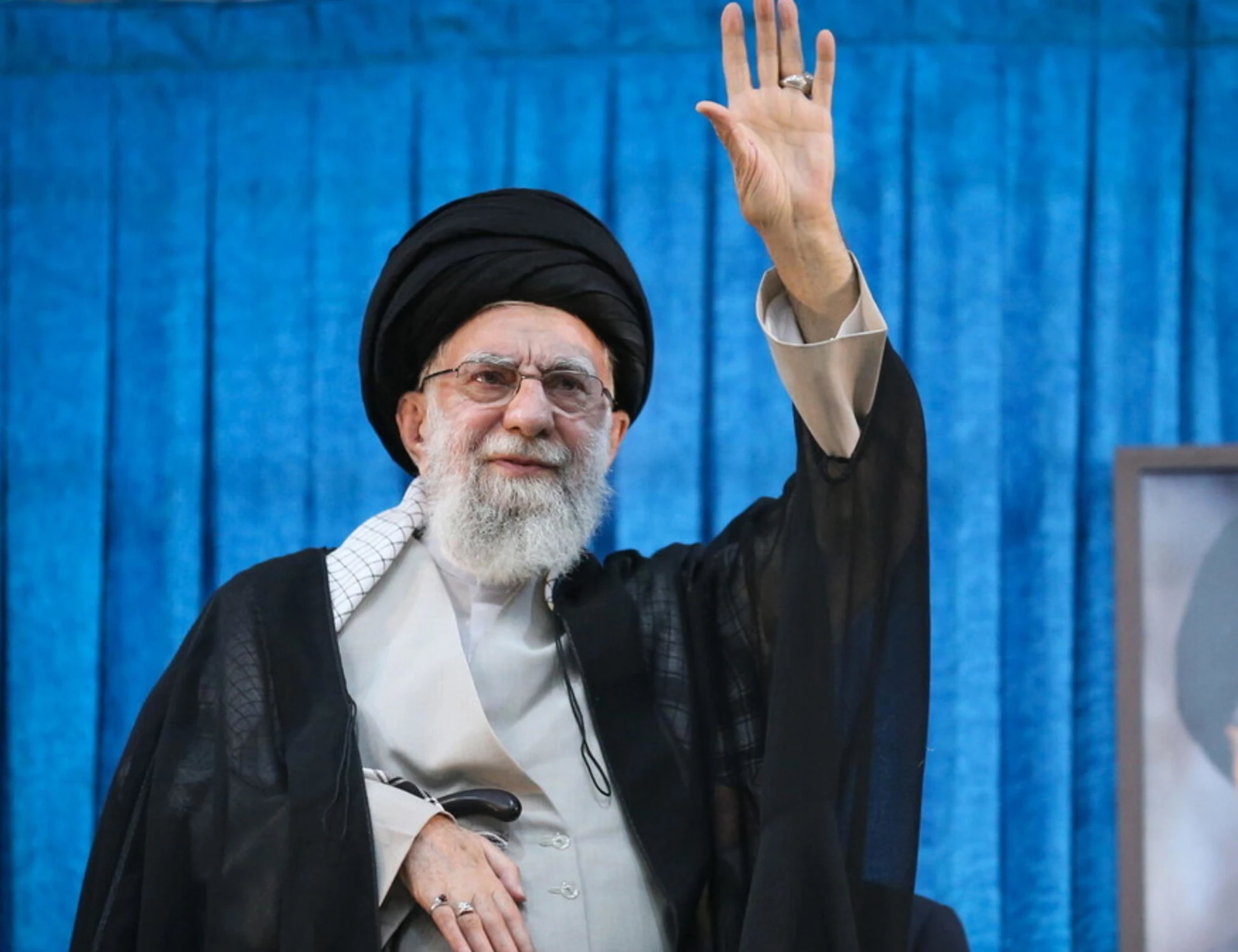 L'ayatollah Khamenei mette tutti d'accordo: ecco il federatore della sinistra