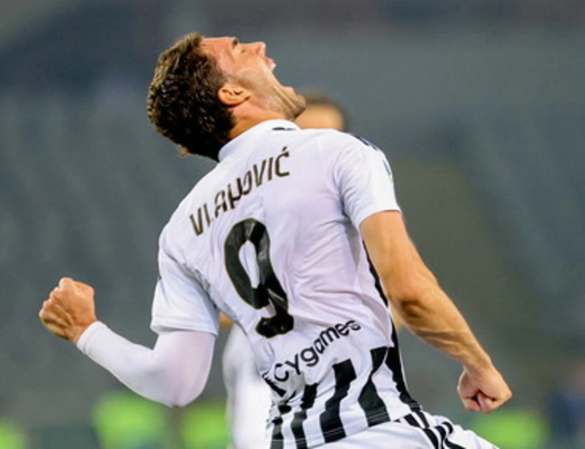 Vlahovic, l'addio alla Juventus fa scattare il domino dei bomber