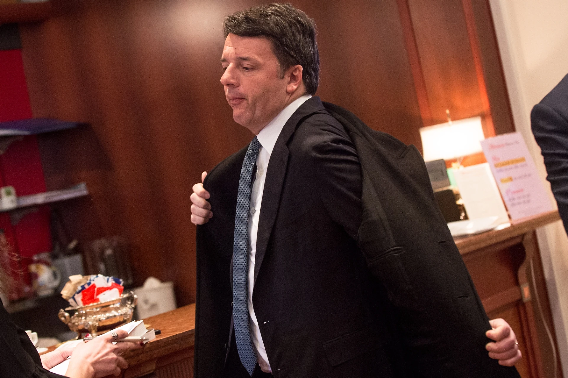 Matteo Renzi, il sospetto sull'arresto dei genitori: lo sfogo privato, il dubbio sulla manina grillina