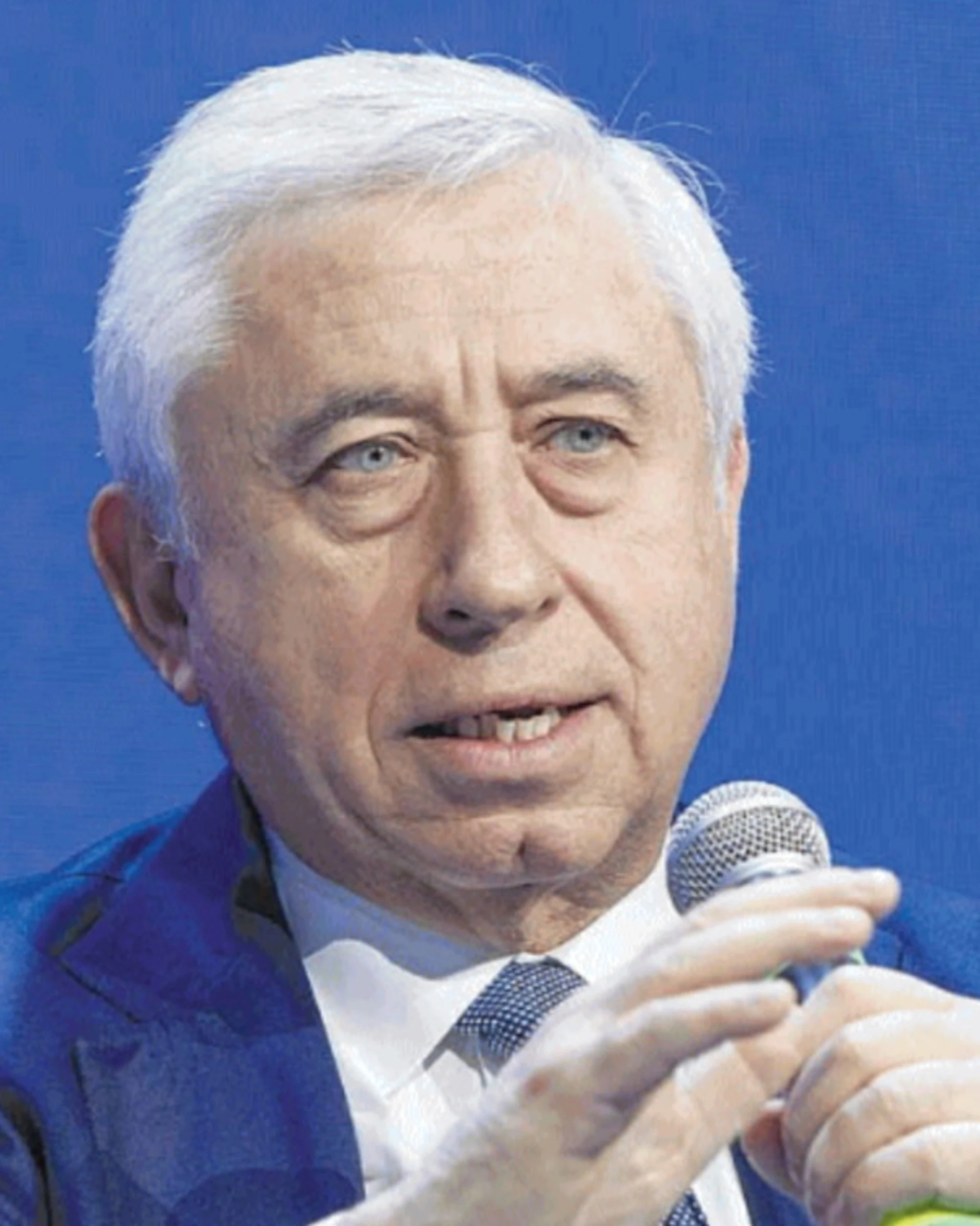 Antonio D'Amato: "L'indecisione Ue schiaccia le imprese. Così la Cina avanza"