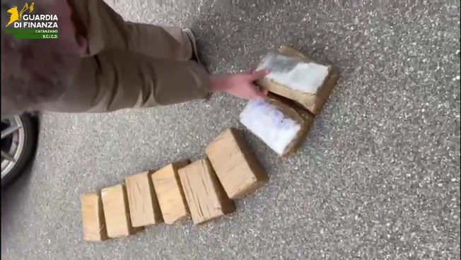 Traffico di droga all'ombra della ‘Ndrangheta, 15 misure cautelari