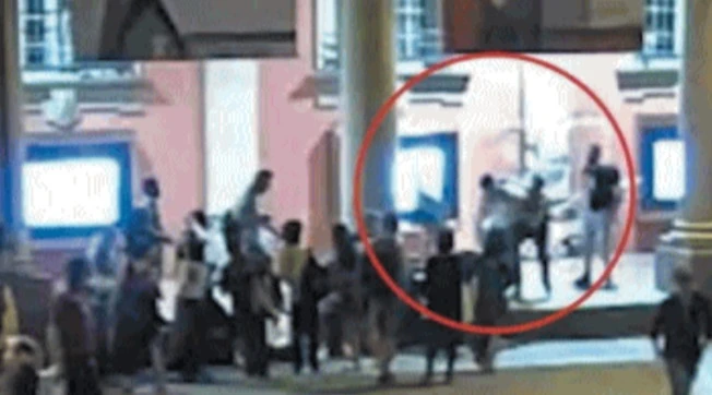 Sallusti smaschera i picchiatori di sinistra: "Al primo cazzotto che prendono..."