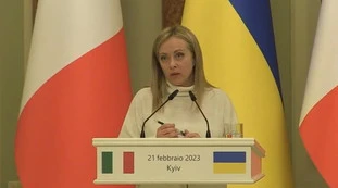 Meloni da Zelensky. "l'Italia sarà protagonista"
