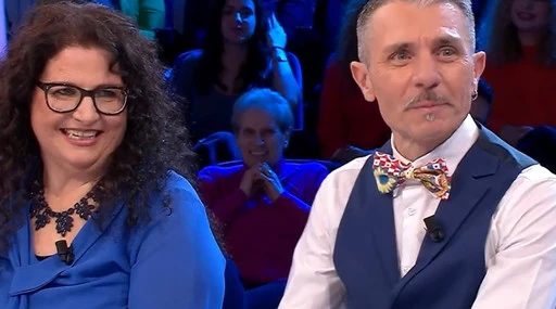 Affari tuoi, Andrea vince ed è delirio: "A me non fot***e un ca***zo di Sanremo", un caso su Rai 1