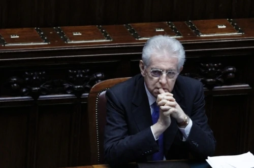 Monti, ci tartassa poi ringrazia: italiani reagiscono alla crisi