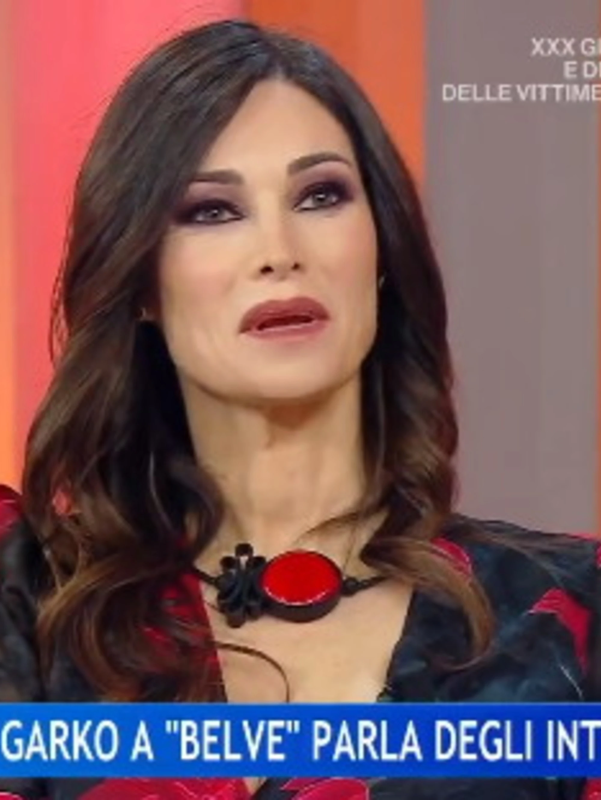 La Volta Buona, Manuela Arcuri su Gabriel Garko: "Prima delle punturine..."