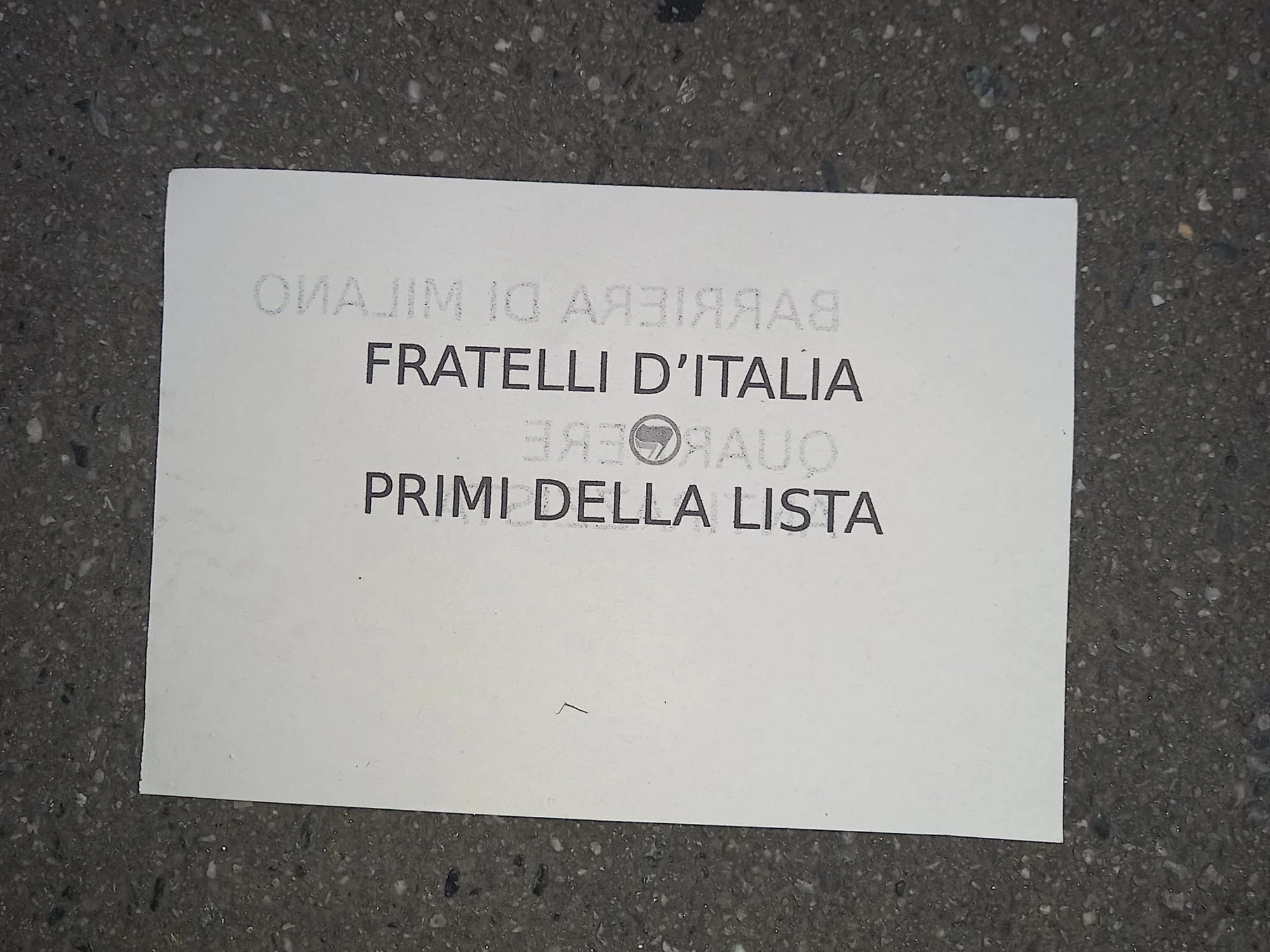 Torino, assaltata la sede di Fdi: "Primi della lista". E la sinistra tace