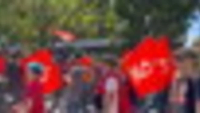 Al corteo 25 aprile a Roma "Partigiani della pace" e "Free palestine"