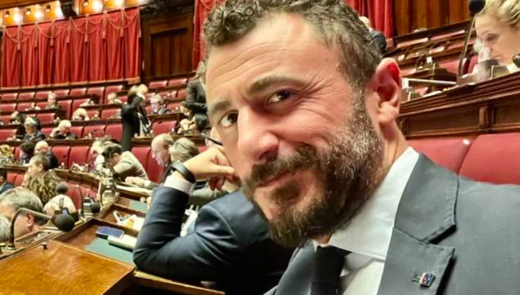 Sparo alla festa di Capodanno di Delmastro: ferito il genero di un agente