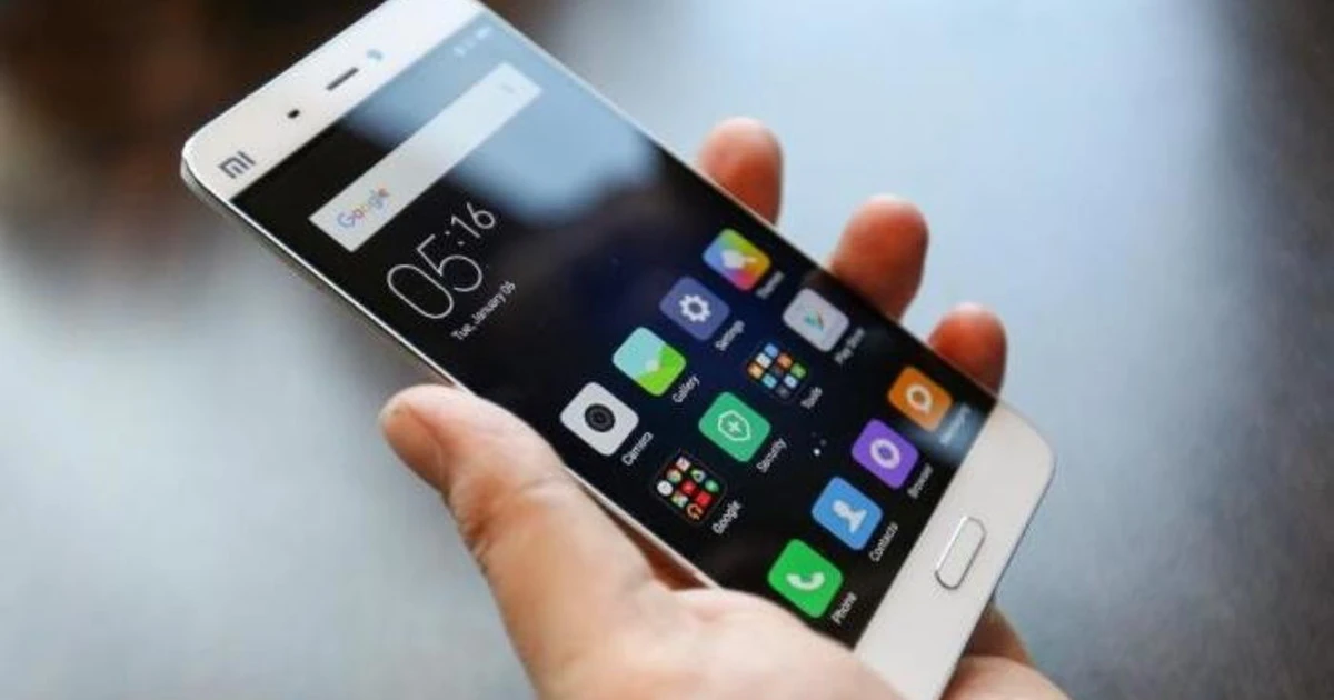 Striscia la Notizia, scoperta una truffa con sms e finte chiamate dalla banca