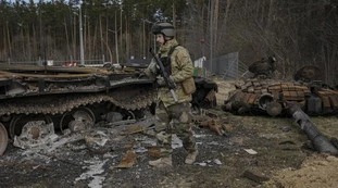 Ucraina, "Nato al limite della linea rossa": l'errore che può spingere Putin a premere il bottone
