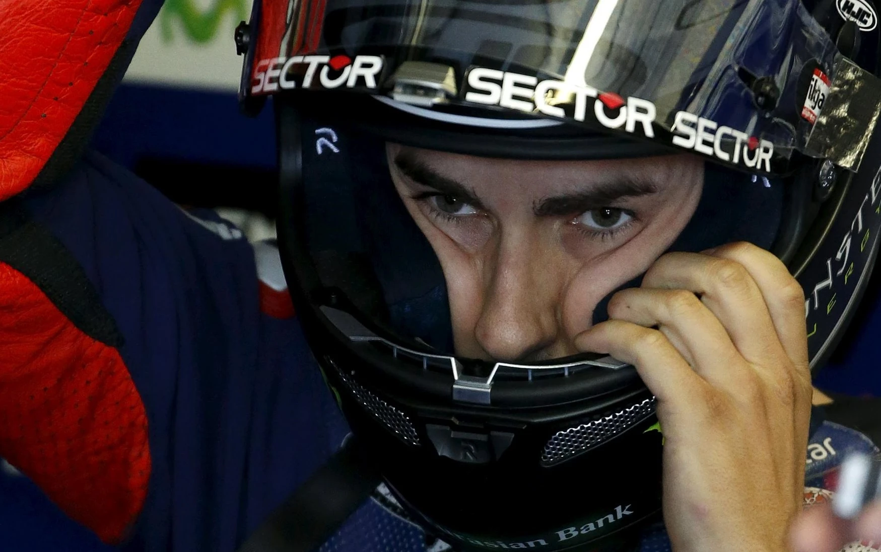 Jorge Lorenzo, altro schiaffo: lo scarica anche lo sponsor Sector
